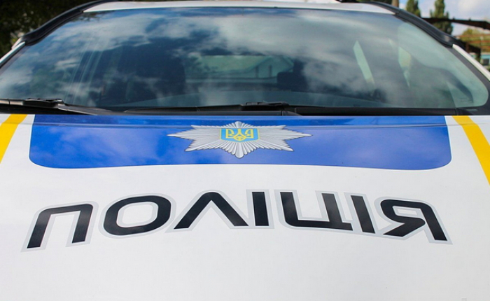 Поліція оперативно розшукала викрадений у жителя Хустщини "Мерседес Віто"