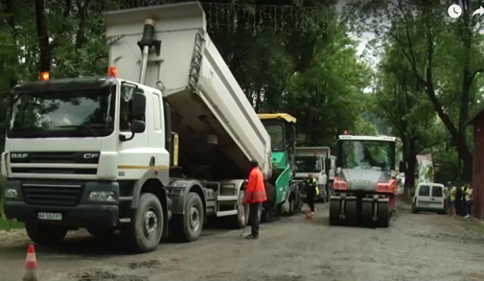 До кінця тижня на Закарпатті відремонтують дорогу Ясіня-Чорна Тиса