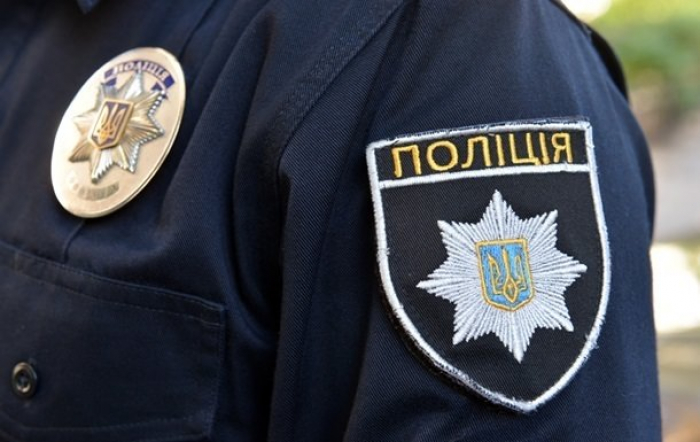 Працівники поліції Ужгорода та Перечинщини повернули батькам 12-ти та 2-річну доньок