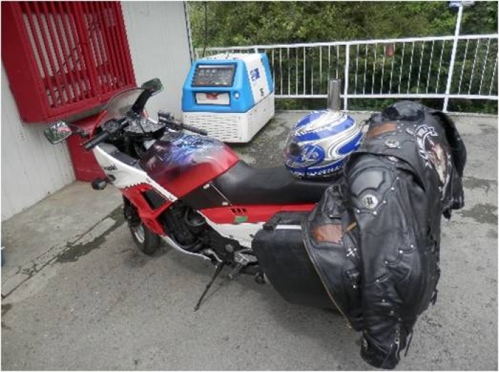 Через "ліві" документи громадянин Угорщини позбувся на КПП "Вилок" мотоцикла
