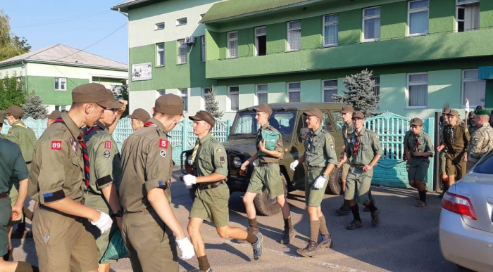 Українські пластуни зустрілися з "зеленими кашкетами" Закарпаття