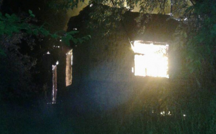 Мукачівські рятувальники ліквідували пожежу у житловому будинку