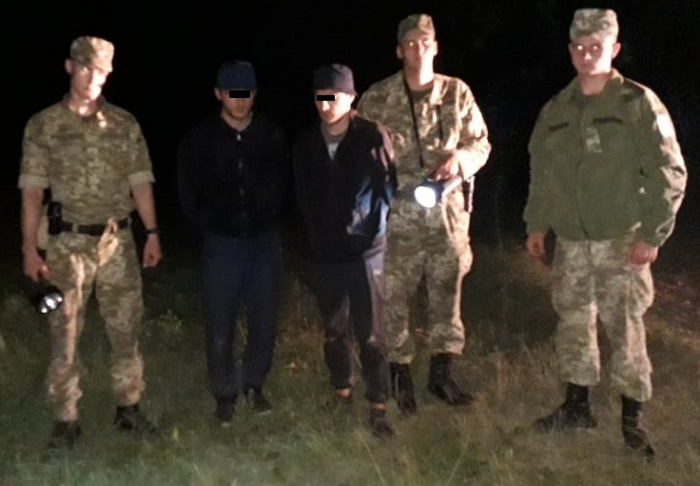 Прикордонники затримали двох чеченців під час "форсування" україно-угорського кордону на Закарпатті