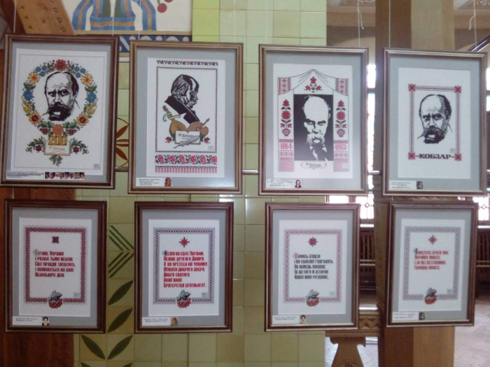 У будівлі Закарпатської ОДА відкриють виставку вишиваних портретів та висловів Тараса Шевченка