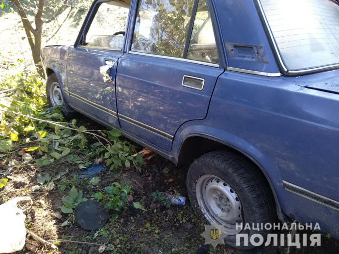 Сусіди по селу викрали автомобіль у мешканця Берегівщини