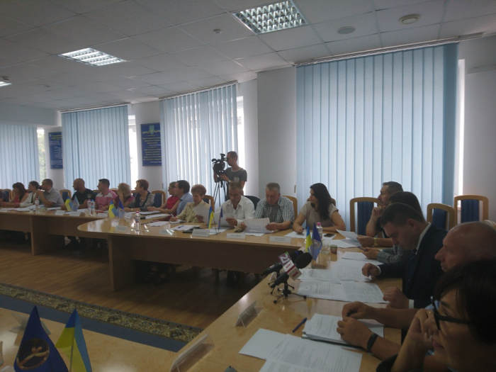 За "круглим столом" в Ужгороді обговорили питання профорієнтації молоді Закарпаття