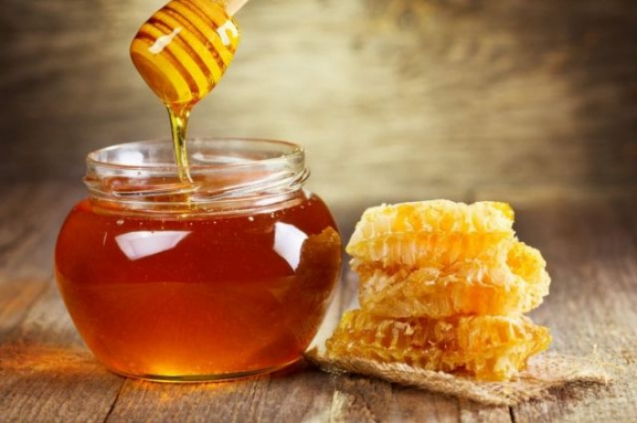 Урожай меду цьогоріч малий. Чи слід закарпатцям чекати на подорожчання солодкого продукту? 