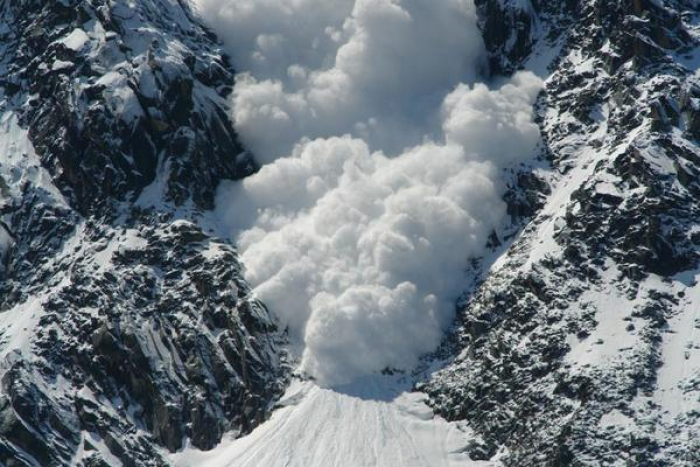 Закарпатські рятувальники попереджають про небезпеку в горах