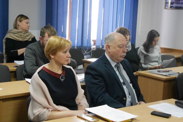 В Ужгороді на двох вулицях демонтують самовільно встановлені тимчасові споруди