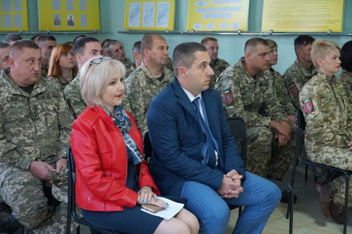 В Ужгороді пройшли урочистості з нагоди прибуття військових із зони проведення ООС