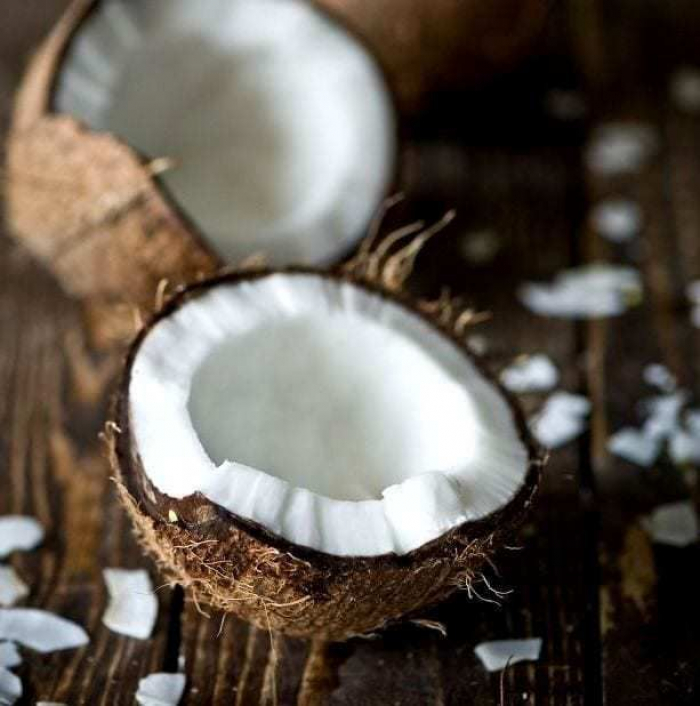 Цікаво знати: способи використання кокосової олії у догляді за собою