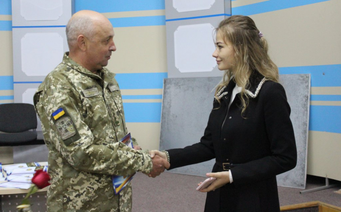 До Дня захисника України випускникам військової кафедри УжНУ присвоєно звання «молодшого лейтенанта запасу»