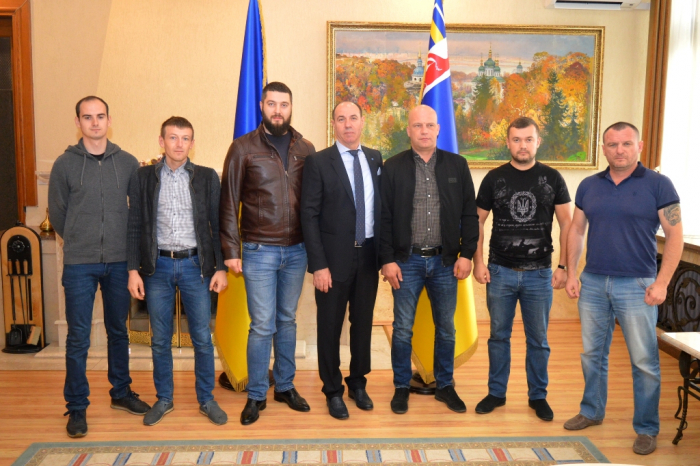 Закарпатцям – учасникам бойових дій в АТО вручили Подяки до Дня захисника України