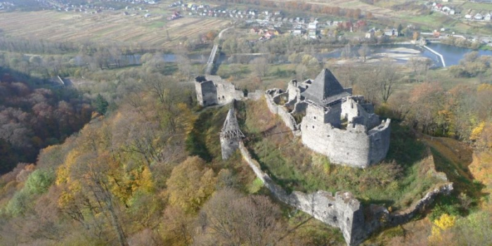 В Ужгороді обговорять реставрацію Невицького замку 