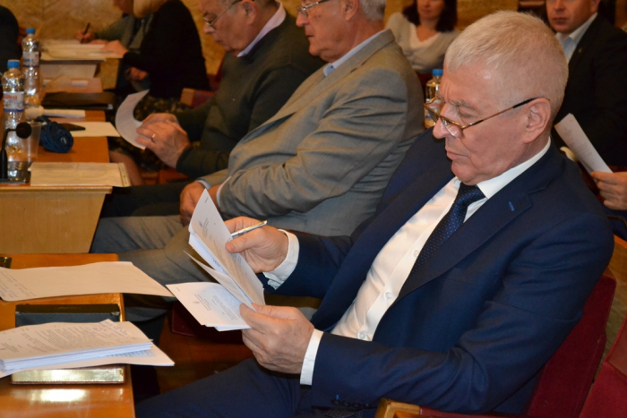 Депутати Закарпатської обласної ради  просять збільшити у Державному бюджеті фінансовий ресурс  місцевим бюджетам на 2020 рік
