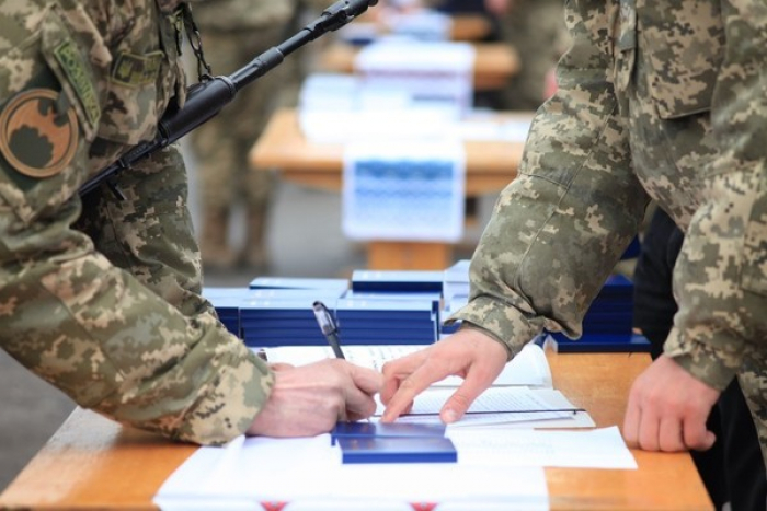 В Ужгороді військовим-контрактникам планують надавати заохочувальні 10 тис. гривень