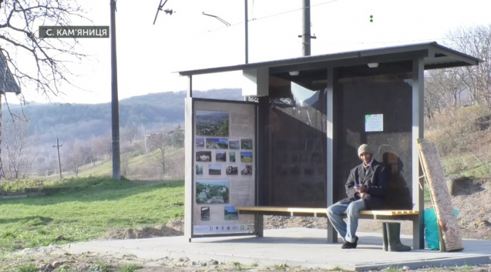 Сучасні транспортні зупинки встановили в двох селах на Ужгородщині