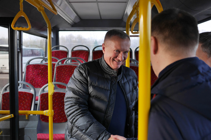 В Ужгороді тестували нові місткі автобуси ЗАЗ-А10. Якими маршрутами вони їздитимуть?