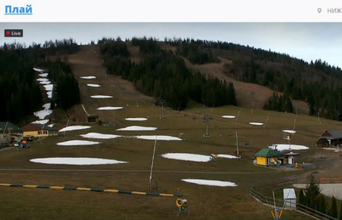 Закарпатські гірськолижні курорти в очікуванні снігу і туристів (ФОТО)