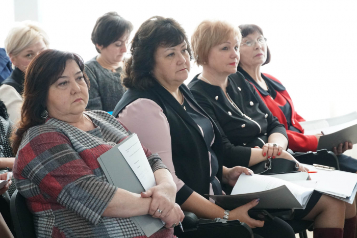 Відбулося розширене засідання колегії управління освіти Ужгородської міської ради. Що вирішили? 