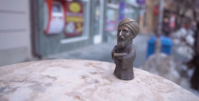 Міні-скульптури мешкають на вулицях Ужгорода і зберігають свої унікальні історії (ВІДЕО)