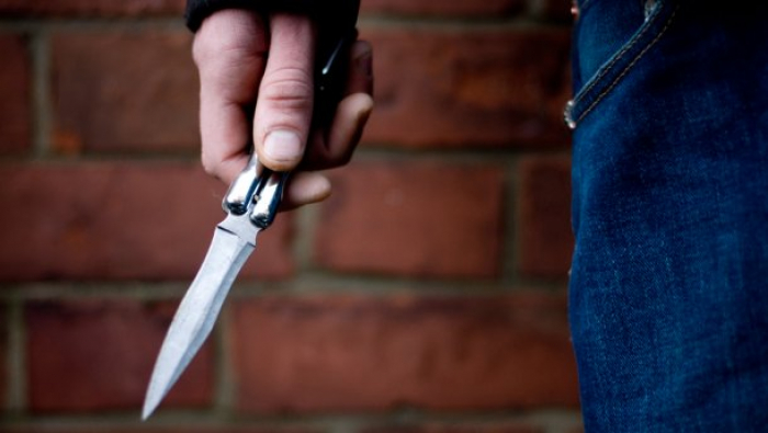 Ножем – у грудну клітину: поліція розшукала чоловіка, що поранив студента-іноземця в Ужгороді