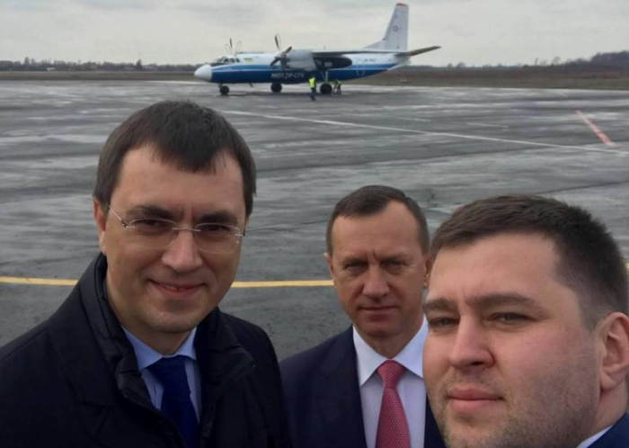Богдан Андріїв: Ужгородський аеропорт знову працює!