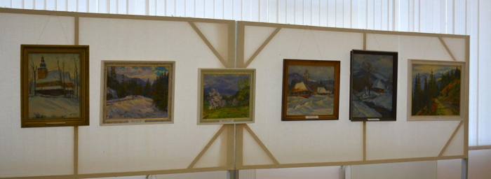 У скансені відкрили виставку закарпатського художника Василя Сенька