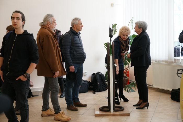 Мистецтво в металі: в Ужгороді відкрилася виставка скульптури "Рівнодення"