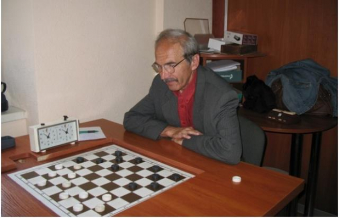 Михайло Рішко – переможець першості обласного центру з шахів
