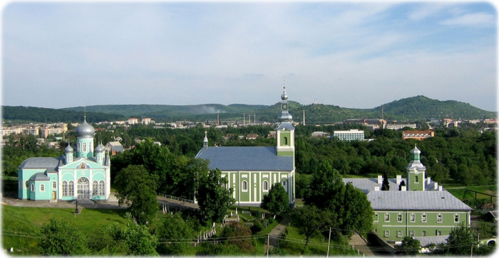 Як у жіночому Свято-Миколаївському монастирі в Мукачеві готуються до зустрічі Світлого Великодня