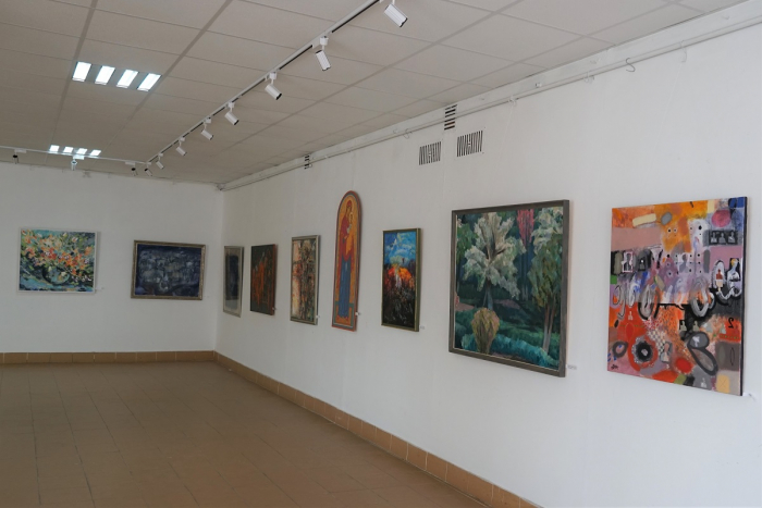У галереї «Ужгород» відкрилася «Великодня виставка»