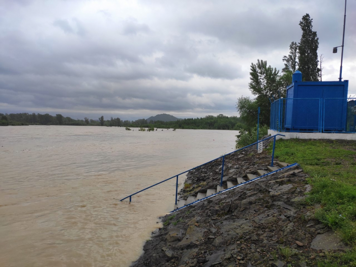 Закарпатські депутати просять уряд виділити кошти на програму комплексного протипаводкового захисту в басейні р. Тиса

