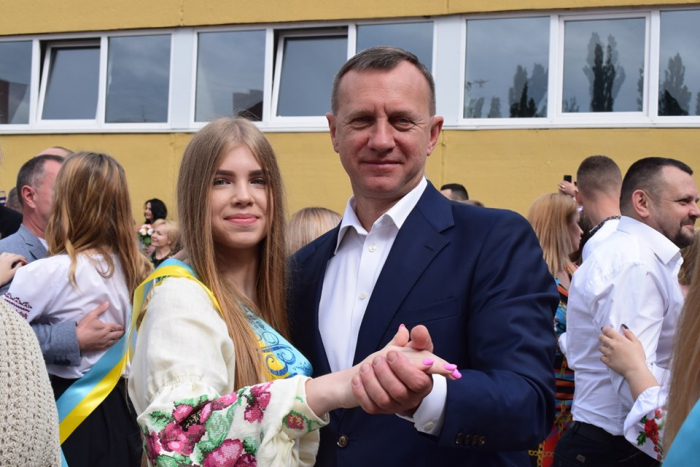 Міський голова Ужгорода Богдан Андріїв: Сьогодні дуже хвилюючий день для мене, я – батько випускниці