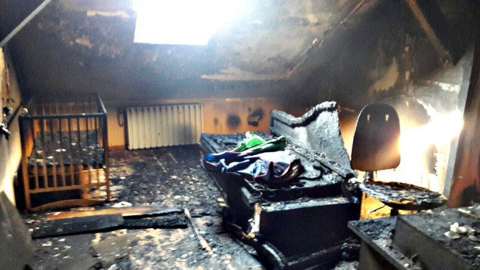 В Ужгороді вогнеборці ліквідували загорання дворівневої квартири в багатоповерхівці