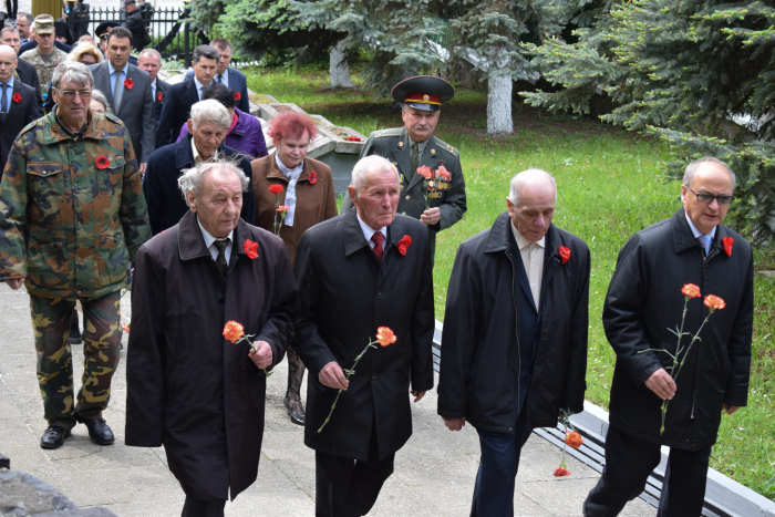В Ужгороді відбулись урочистості до 74-ї річниці перемоги над нацизмом
