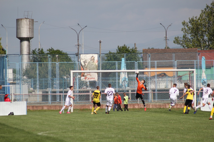 Чемпіонат України з футболу серед команд першої ліги U-19  триває: які команди лідирують?