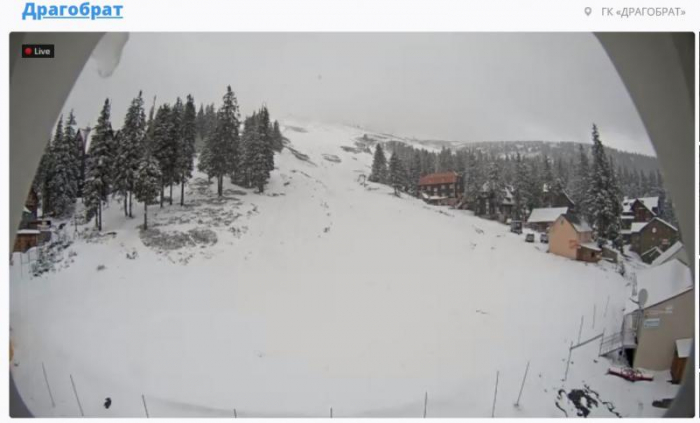 Через раптовий сніг у горах Закарпаття ледь не загинула туристка (ВІДЕО)