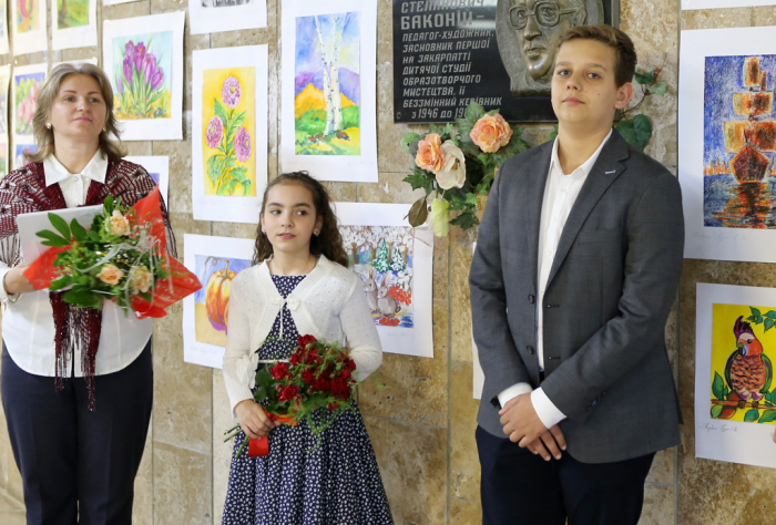 Юні художники Юрій та Юлія відкрили свою першу персональну виставку в ПАДІЮНі
