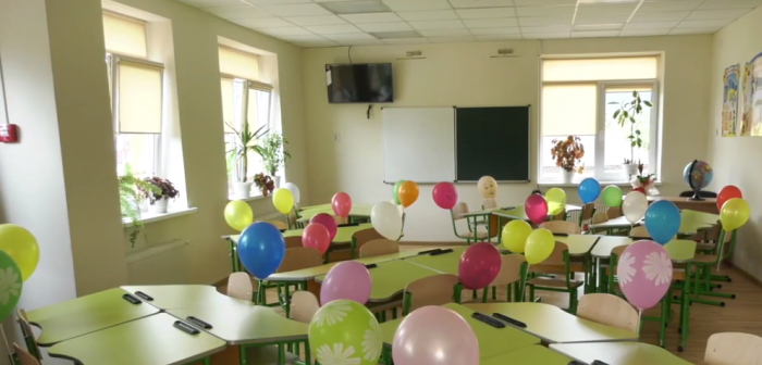 У закарпатські школи закуповують новий інвентар для нової української школи