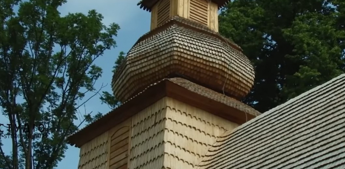 На Воловеччині відновлюють дерев’яну церкву Святого Духа, датовану 18 століттям (ВІДЕО)