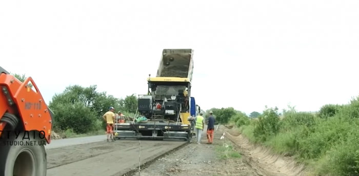 Довгоочікуваний капітальний ремонт дороги державного значення «Мукачево-Рогатин» іде повним ходом