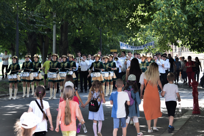 Святкування продовжується: в Ужгороді відбувся марш-ходотон