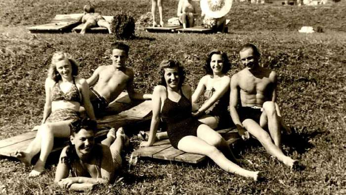 Як виглядав пляжний відпочинок ужгородців у минулому столітті (ФОТО)