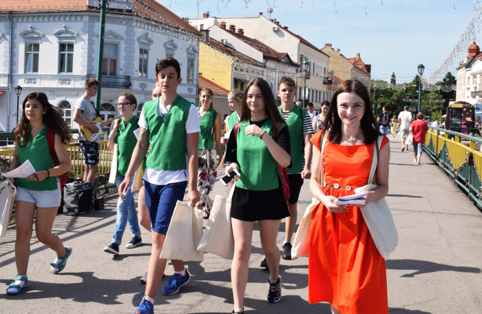 “Таємниці старовинного Ужгорода”: школярів міста запрошують на квест-екскурсію (ВІДЕО)