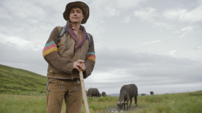 Про німецького еколога, який на Закарпатті рятує буйволів, знімають документалку (ТРЕЙЛЕР)