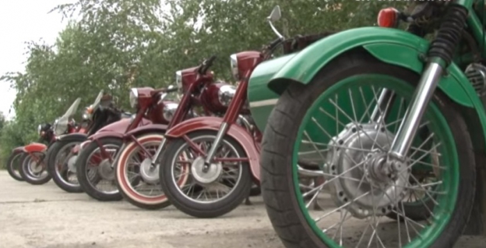 Ужгородець Михайло Лазорець збирає ретромотоцикли – в колекції вже більше 30 байків