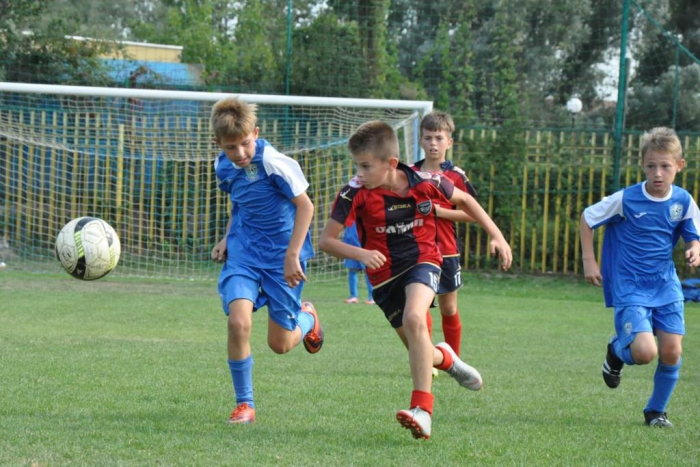 В Ужгороді триває масштабний футбольний турнір серед юнацьких команд