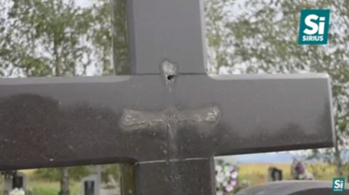 На Мукачівщині, у селі Червеньово вандали пошкодили 10 могил