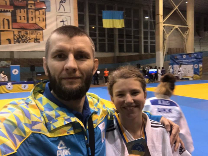 Юна ужгородка повернулася з чемпіонату України з дзюдо зі срібною медаллю (ФОТО)